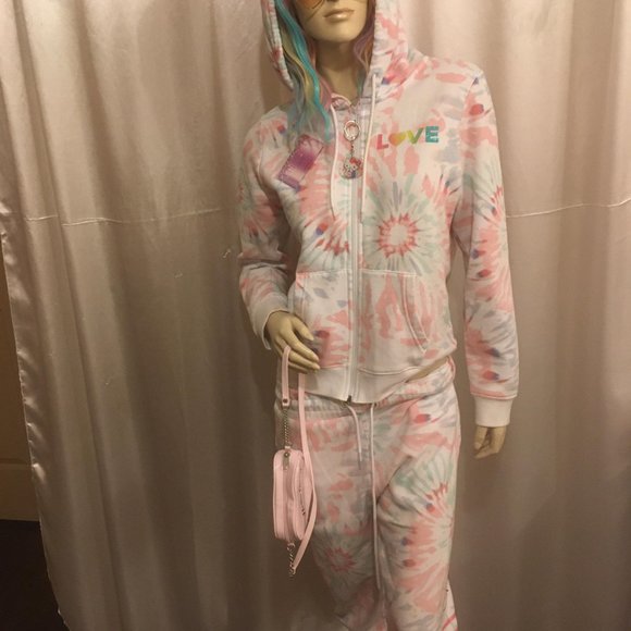 AMAZING adorbale tye dye tracksuit with hello kitty and crystal details! - Picture 3 of 12
